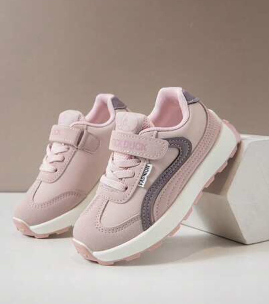 1 Pair Kids' Sports Shoes, Spring/Autumn 2025, Boys' Casual Sneakers, New Low-Top Girls' White Casual Shoes, Soft Sole Versatile Sports Shoes
