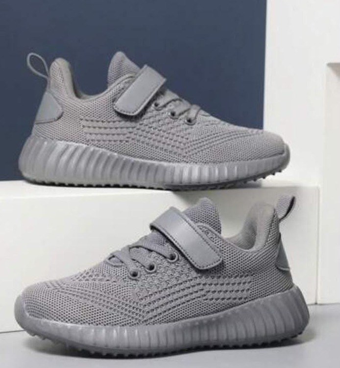 1 Pair Boys' Solid Color Mesh Breathable Flat Sole Lightweight Soft Bottom Low-Top Casual Sneakers
